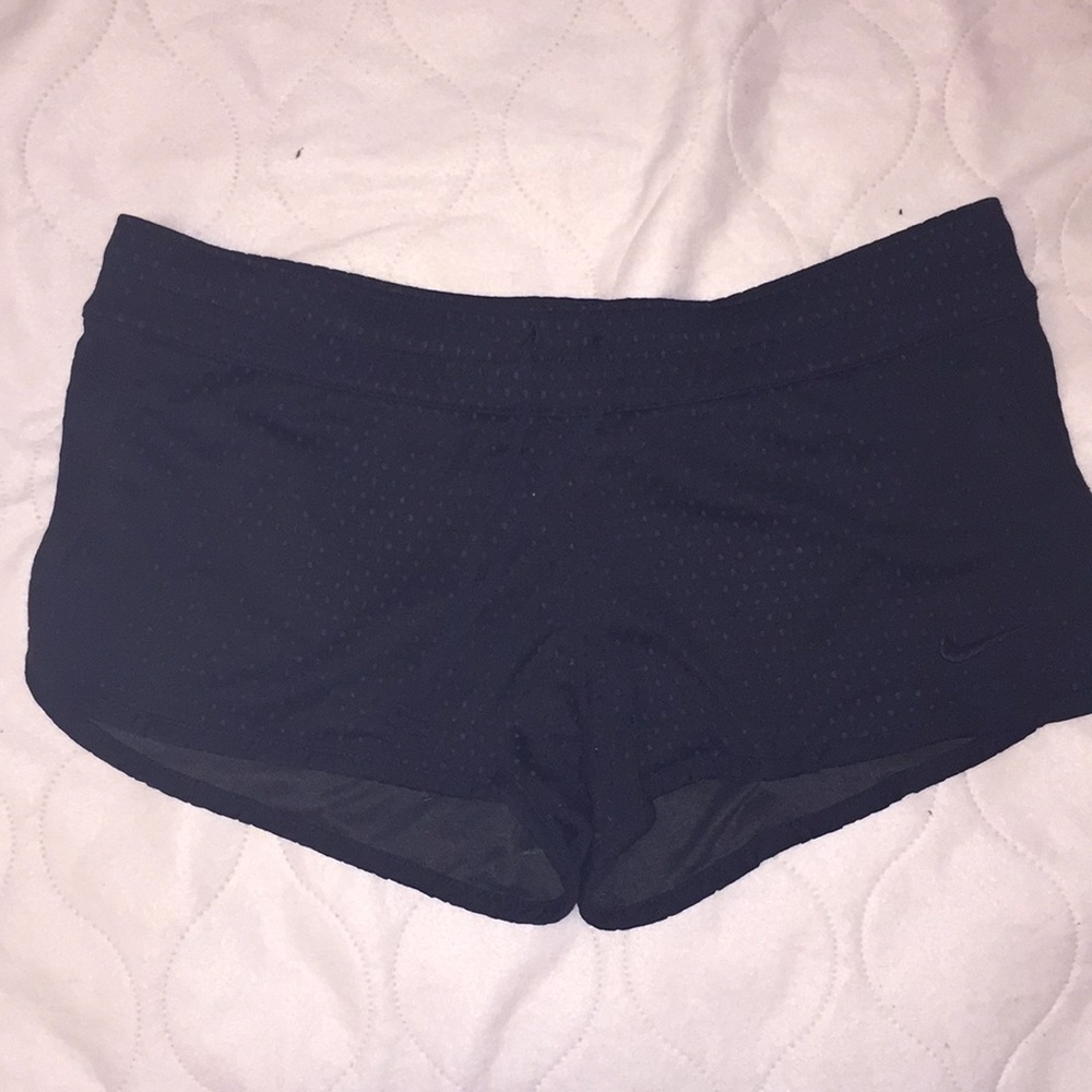 Black nike shorts